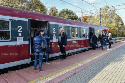 Gdańsk - Orunia.  Przystanek kolejowy PKP. 18.10.2017...