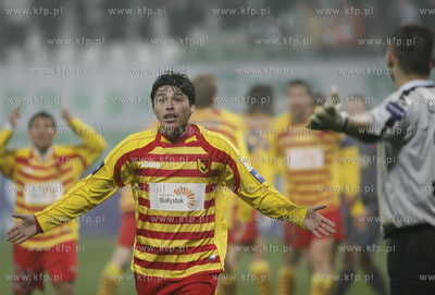 Gdansk. Mecz 1/2 finalu Remes Pucharu Polski w pilce...