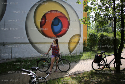 Spacer rowerowy po kolekcji murali na osiedlu Gdańsk...
