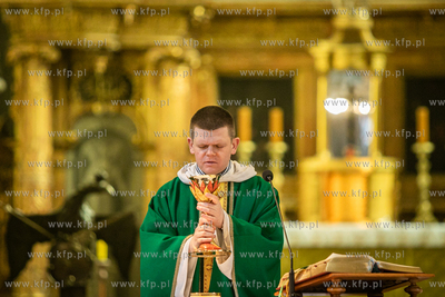 Ojciec Michał Osek przez kolejne trzy lata będzie...