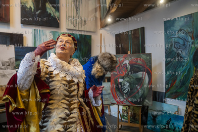 Odsłonięcie tablicy poświęconejrzeźbiarzowi  prof....