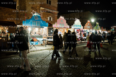 Gdansk. Targ Weglowy. Szesnasty Jarmark Bozonarodzeniowy...