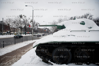 Gdansk. Park Stefensa wzdluz Al. Zwyciestwa.
20.03.2013
fot....