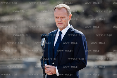 Gdansk. Uroczystosc wmurowania kamienia wegielnego...