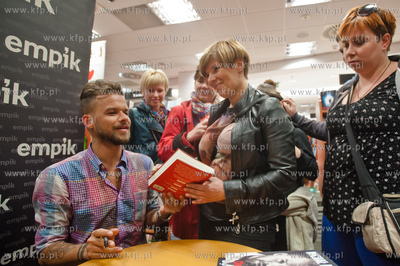 Gdansk. Salon Empik w C.H. Galeria Baltycka. Spotkanie...