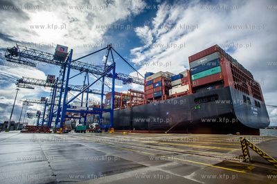 Gdansk. Terminal kontenerowy DCT. Kolejne zawiniecie...