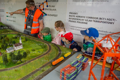 Dzien otwarty Baltyckiego Terminala Kontenerowego w...