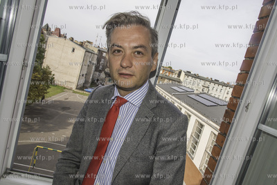 Slupsk. Greenpeace ufundowal budowe elektrowni slonecznej...