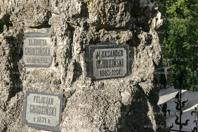 Cmentarz Na Rossie - zabytkowy zespół cmentarny w...
