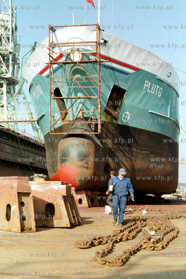 Stocznia Gdanska SA - grupa Stocznia Gdynia;
Gdansk...