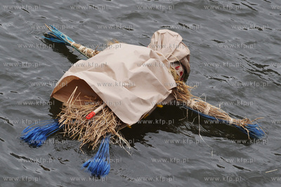 Prezydent Gdanska, Pawel Adamowicz, wraz z przedszkolakami...