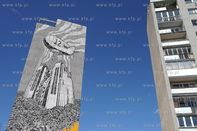 Pomalowane bloki na gdanskim osiedlu Zaspa.
15.06.2009
fot....
