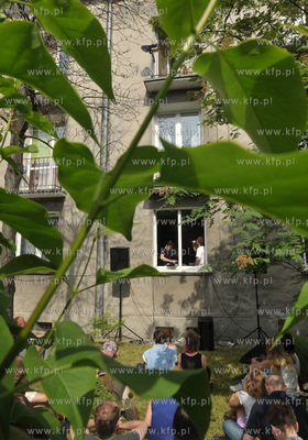 Streetwaves czyli artystyczna akcja miejska w Gdansku...