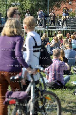Festiwal Streetwaves w Gdansku Dolnym Wrzeszczu. Koncert...