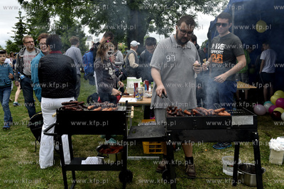 Dni Sąsiadów. Festyn przy parafii Miłosierdzia Bożego...