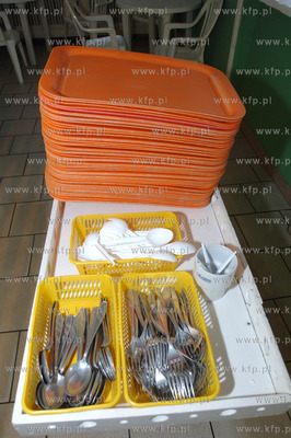 Bar Mleczny Turystyczny w Gdansku Nz. tace i sztucce...