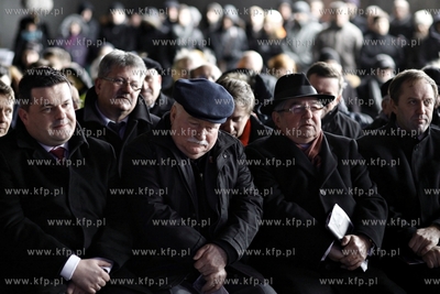 Gdansk. Uroczystość zawieszenia wiechy na budowanym...