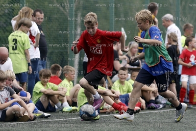 Gdansk Zaspa. Pilkarski turniej dzikich druzyn Do przerwy...