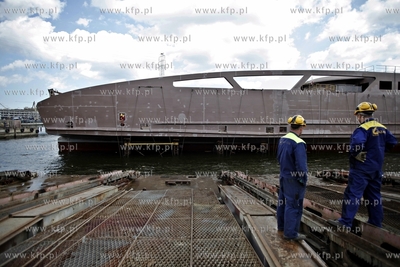 Stocznia REMONTOWA SHIPBUILDING S.A.. Wodowanie nowoczesnego...