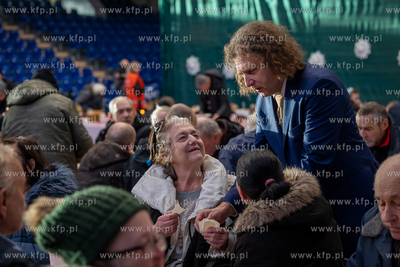 Wigilia dla potrzebujących w Hali Stulecia Sopotu....