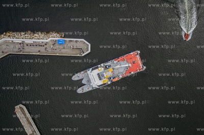 Sopot. Molo. Po 33-dniowej ekspedycji za północne...