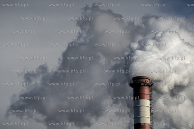 Dymiący komin. 04.03.2020 fot. Paweł Marcinko / KFP