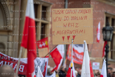 Protest Nie dla nielegalnej imigracji zorganizowany...