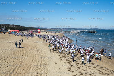 Gdańsk Brzeźno. Impreza Gdańsk Biega i Wybiera Zdrowie...