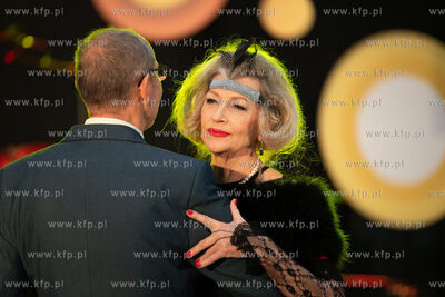 Port Lotniczy Gdańsk im. Lecha Wałęsy. Bal seniora...