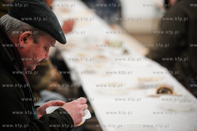 Gdansk. Targ Weglowy. XVII Wigilia dla ubogich, samotnych...