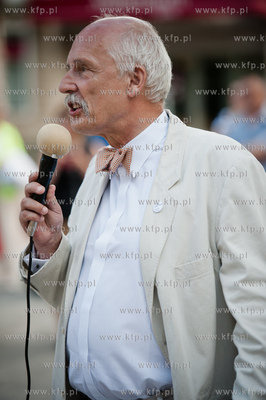 Sopot. Ul. Bohaterow Monte Cassino. Spotkanie Janusza...