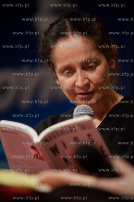 Gdynia. Teatr Miejski im Witolda Gombrowicza. Jesienne...