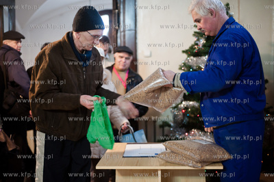 Gdansk. Urzad Miasta przy ul. 3 Maja. Akcja darmowego...