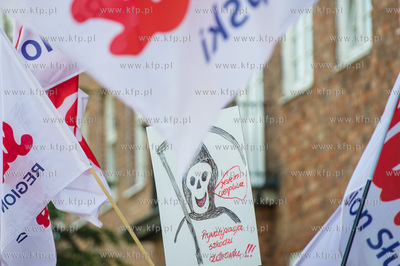 Gdansk. Urzad Marszalkowski. Pikieta przeciwko prywatyzacji...