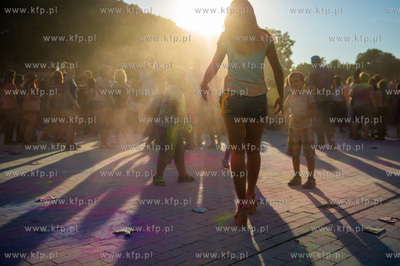 Gdansk. Plac Zebran Ludowych. Festiwal Kolorow.
22.08.2015
fot....