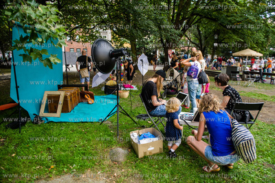 Gdansk. Wielki piknik na placu Swietopelka, zorganizowany...