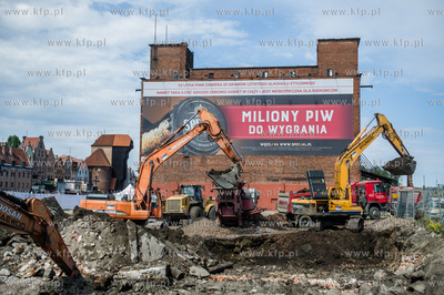 Gdansk. Wyspa Spichrzow. Uroczystosc wmurowania kamienia...