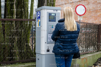 Sopot. Parkometr ustawiony przy ulicy Tadeusza Kosciuszki.
03.02.2017
fot....