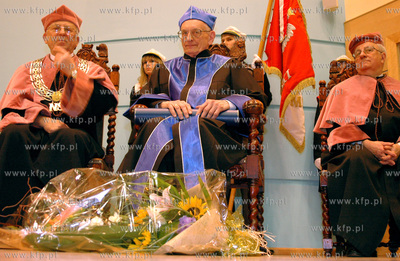 Nadanie tytulu doktora honoris causa Uniwersytetu Gdanskiego...