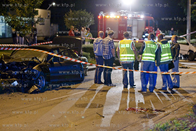 Tragiczny wypadek w Gdyni. Na skrzyzowaniu ulic Chylonskiej...