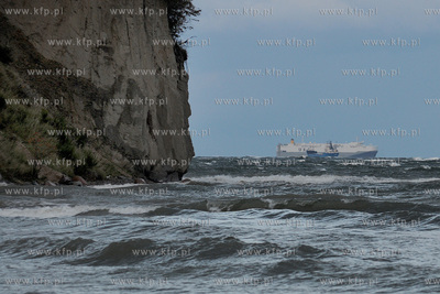 Gdynia. Orlowo. Sztorm na Zatoce Gdanskiej.
13.10.2009
Fot....