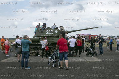Święto 49. Bazy Lotniczej. Rodzinny Piknik Lotniczy...