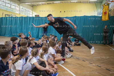 Szkoła Podstawowa nr 9 w Sopocie. Spotkanie uczniów...