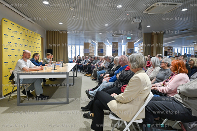 Miejska Biblioleta Sopocka - SOPOTEKA. Teatr Przy Stole:...