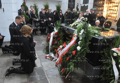 Bazylika Mariacka w Gdansku. Uroczystosci pogrzebowe...