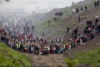 Wyburzanie Mostku Weisera na gdanskiej Strzyzy. 05.06.2013fot....