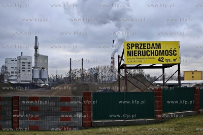 Znika hałda kruszywa z placu u zbiegu ul. Marynarki...