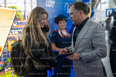 7 mln pasażerka Portu lotniczego Gdańsk-Rębiechowo...