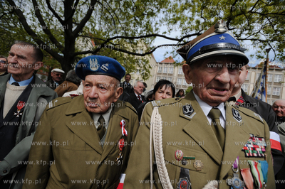 Obchody 3 Majowe pod pomnikiem Jana III Sobieskiego...