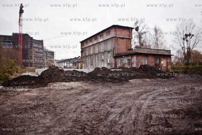Kolejne budynki Stoczni Gdanskiej do wyburzenia .Tym...